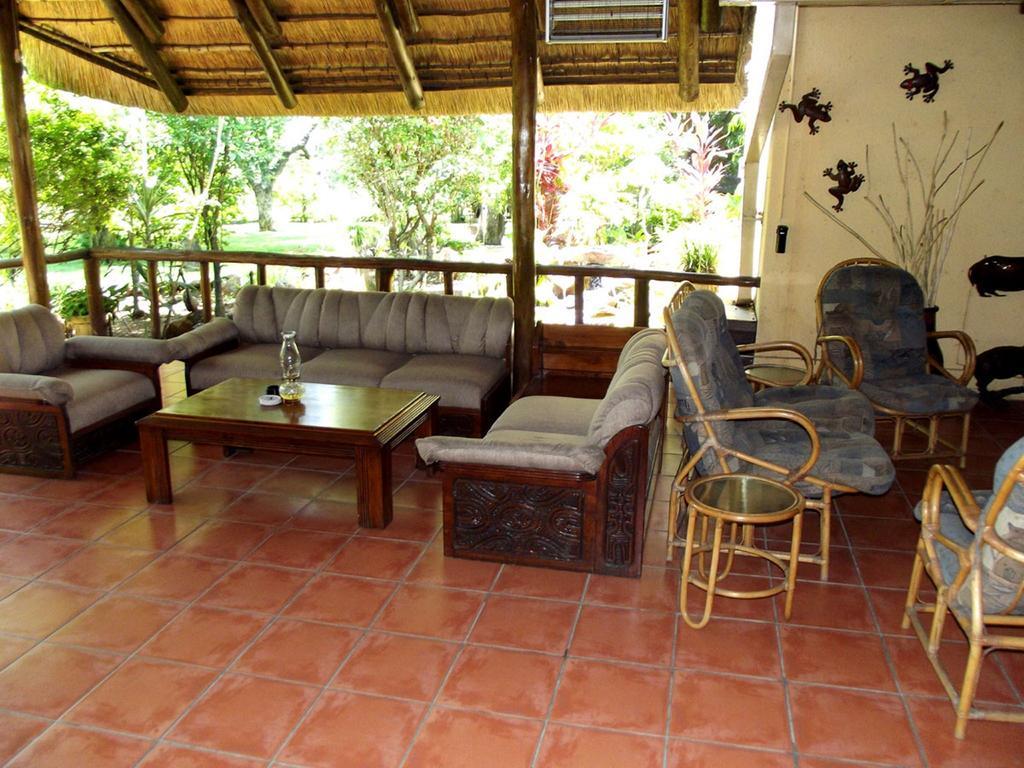 Sunbird Lodge Phalaborwa Extérieur photo
