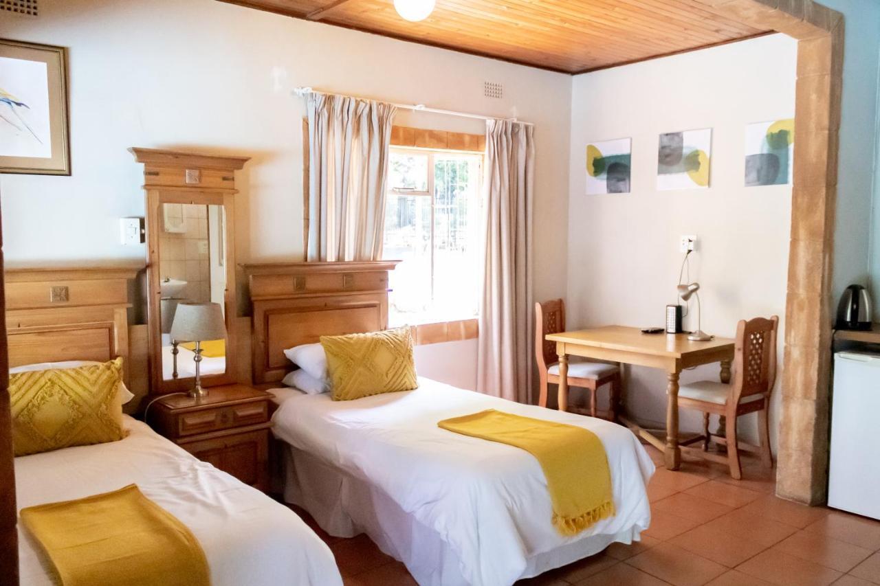 Sunbird Lodge Phalaborwa Extérieur photo