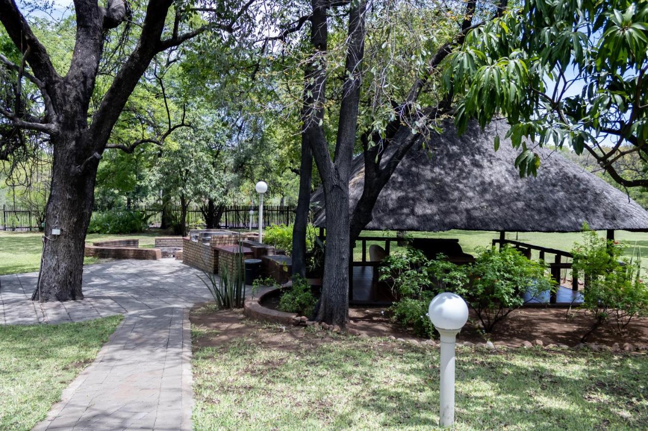 Sunbird Lodge Phalaborwa Extérieur photo
