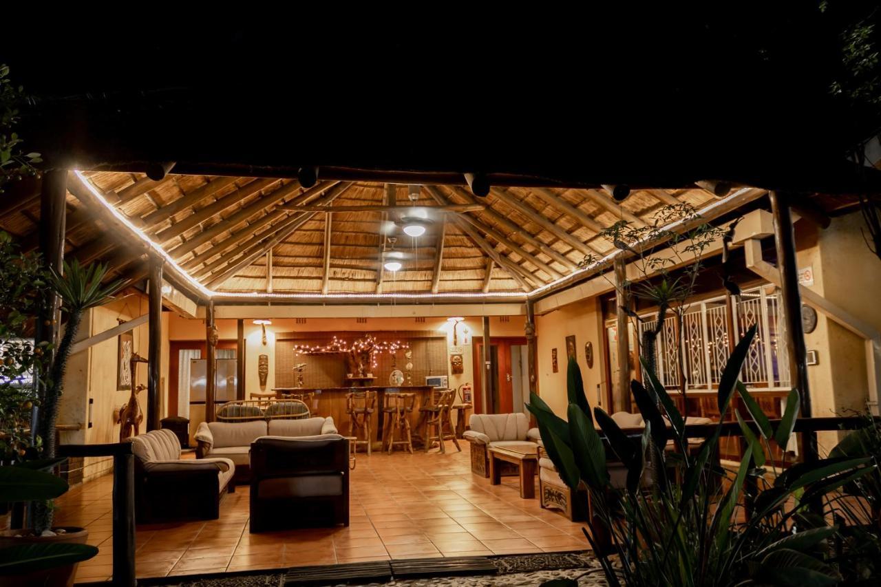 Sunbird Lodge Phalaborwa Extérieur photo