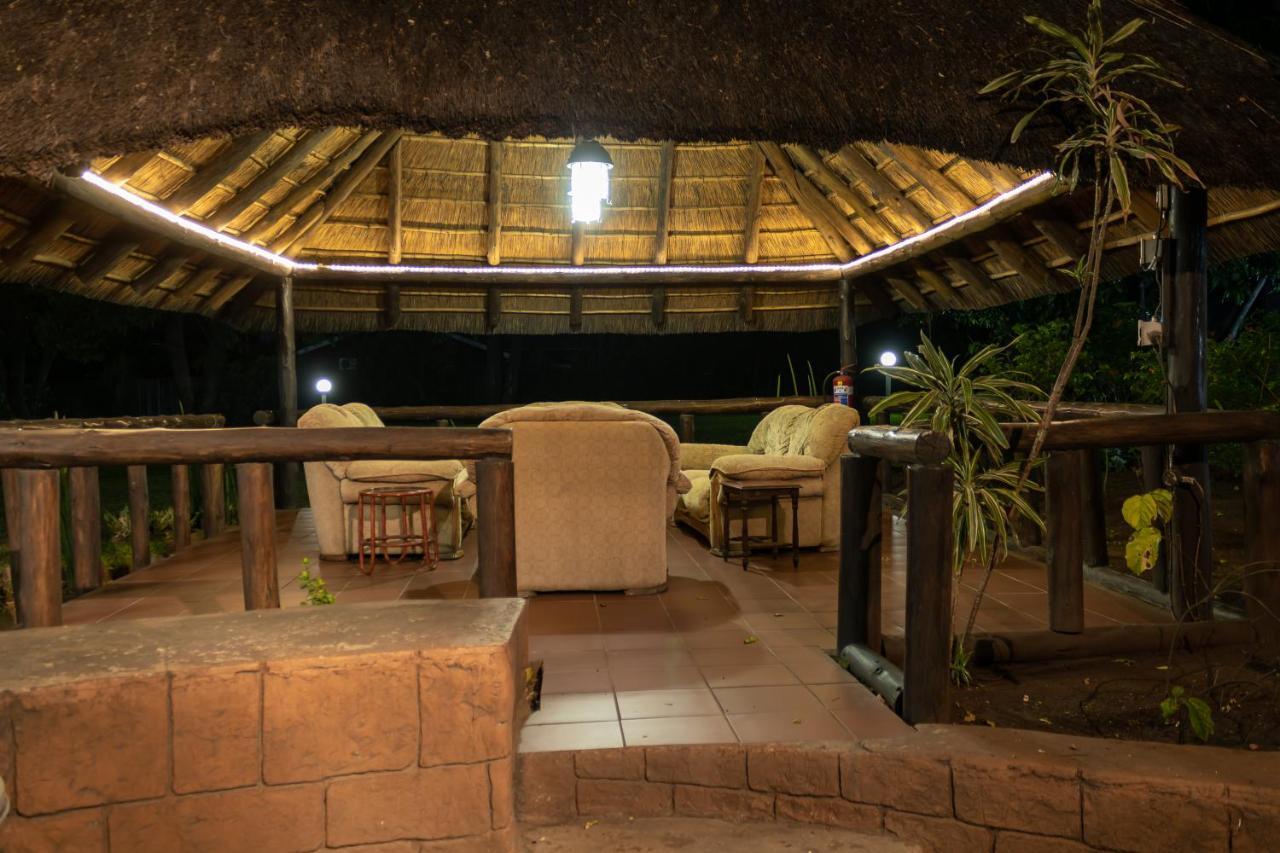 Sunbird Lodge Phalaborwa Extérieur photo